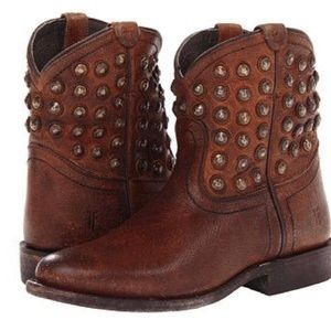 Frye Wyatt Short Disc Boot - Cognac